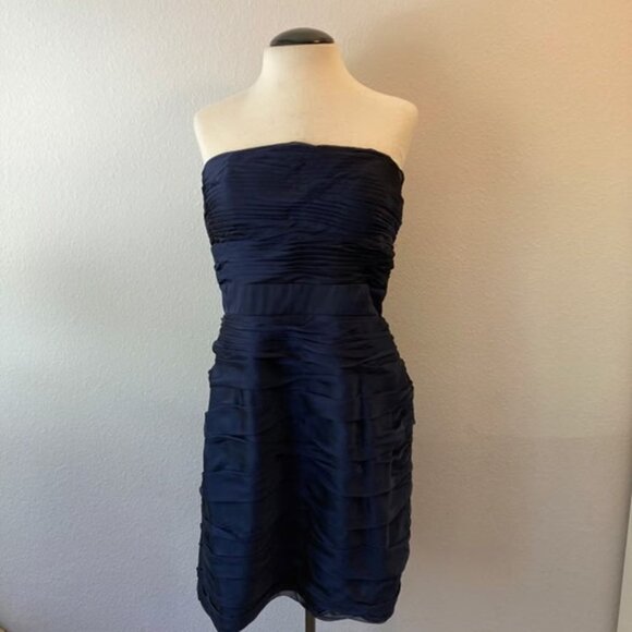 ML, Monique lhuillier,  Strapless rouched chiffon navy short dress, Size 6 - Picture 6 of 6